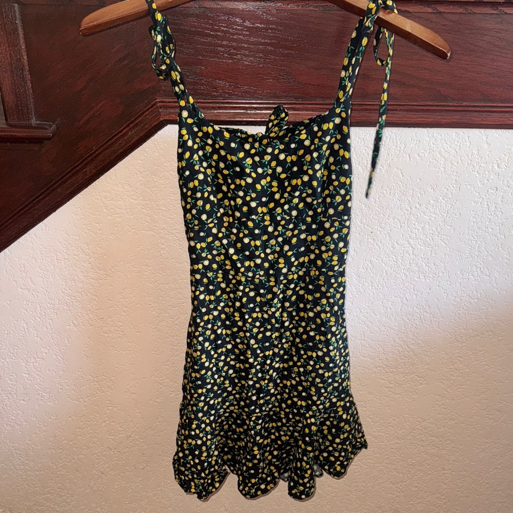 Wild Fable Women’s Size XS Lemon Festival Floral Tie-Strap Mini Casual Sundress